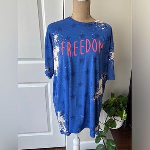 Blue Freedom bleached tshirt plus size